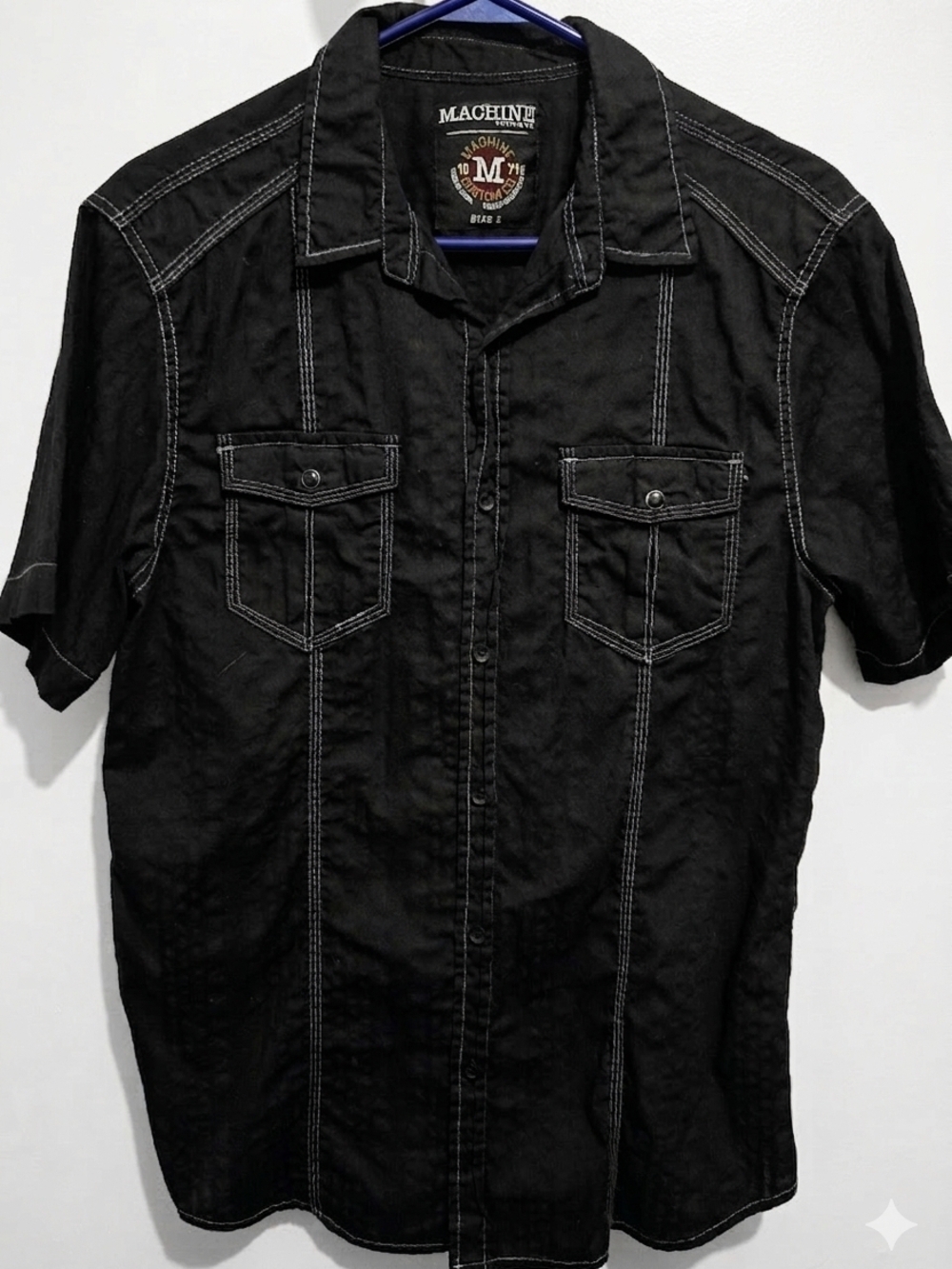 Machine Short-Sleeve Black Stitch-Detail Shirt